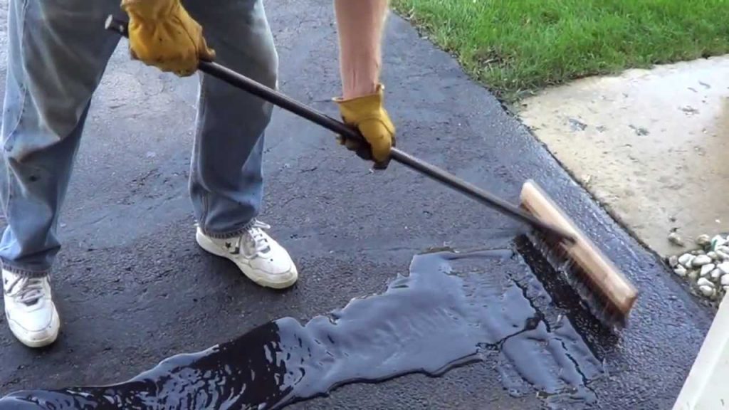 How Long Does Asphalt Take To Dry After Paving